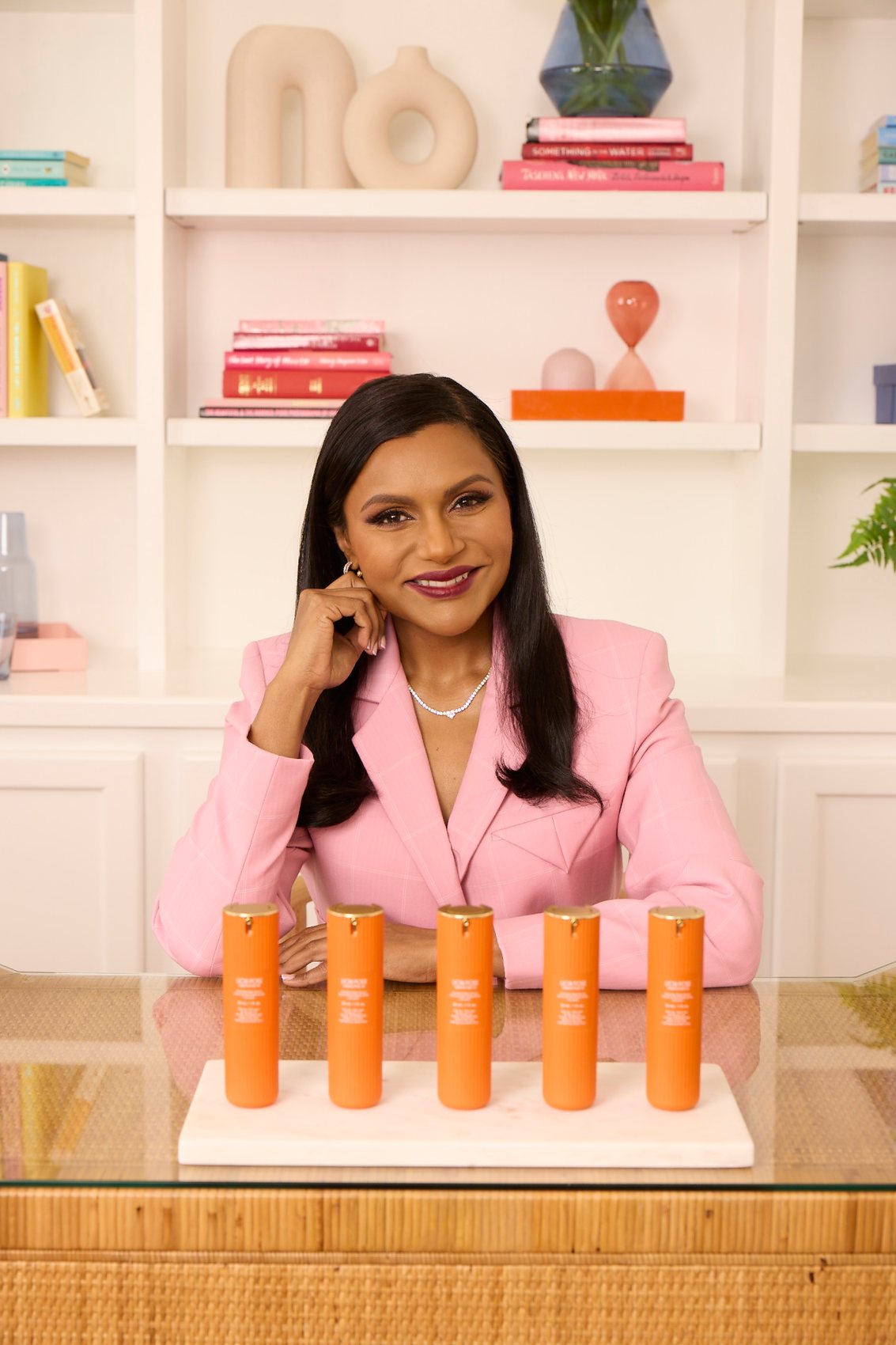 Mindy Kaling with the Lion Pose lineup